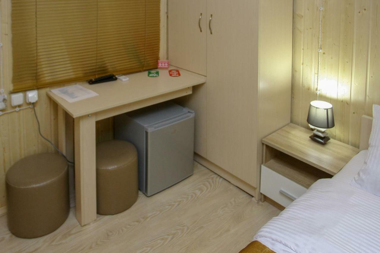 Park Hotel 쿠타이시 외부 사진